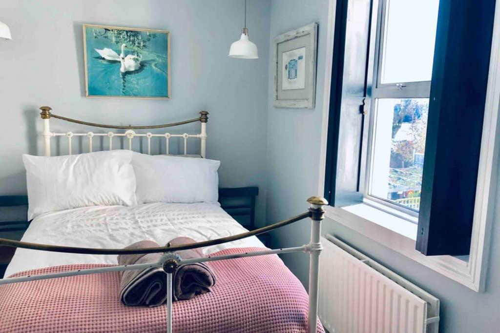 Seaside Escape - Gorgeous 2 Bed Apartment In St-Leonards-On-Sea Hastings Exterior foto